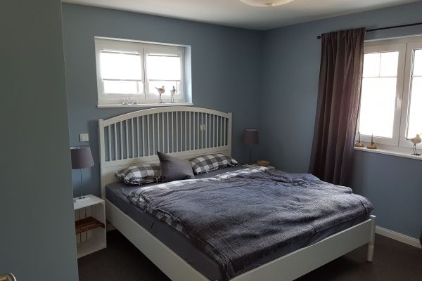 Firma Görtzen in Viöl - Maler- und Lackierarbeiten Schlafzimmer