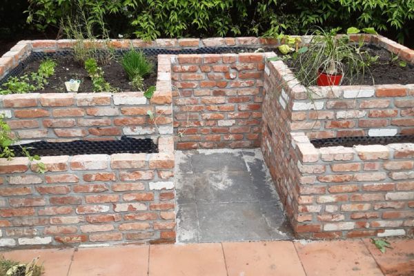 Firma Görtzen in Viöl - Steinbeet im Garten