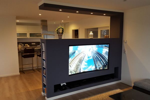 Firma Görtzen in Viöl - Malerarbeiten TV-Tresen